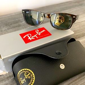 Ray-Ban New Wayfarer Tortoise Brown